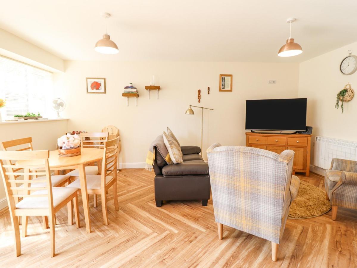 Varley Villa Newtown  Eksteriør bilde