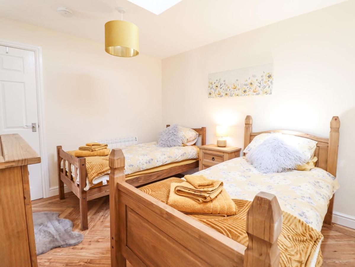 Varley Villa Newtown  Eksteriør bilde