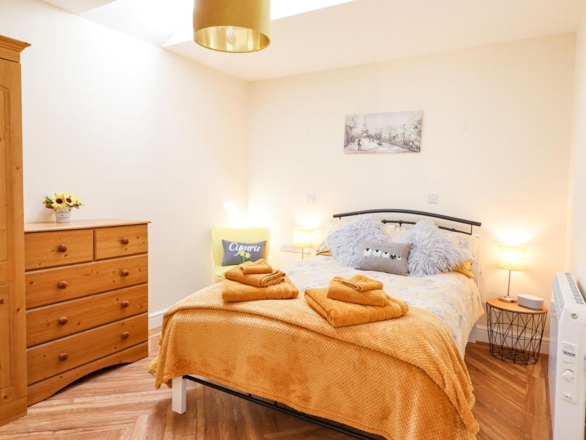 Varley Villa Newtown  Eksteriør bilde