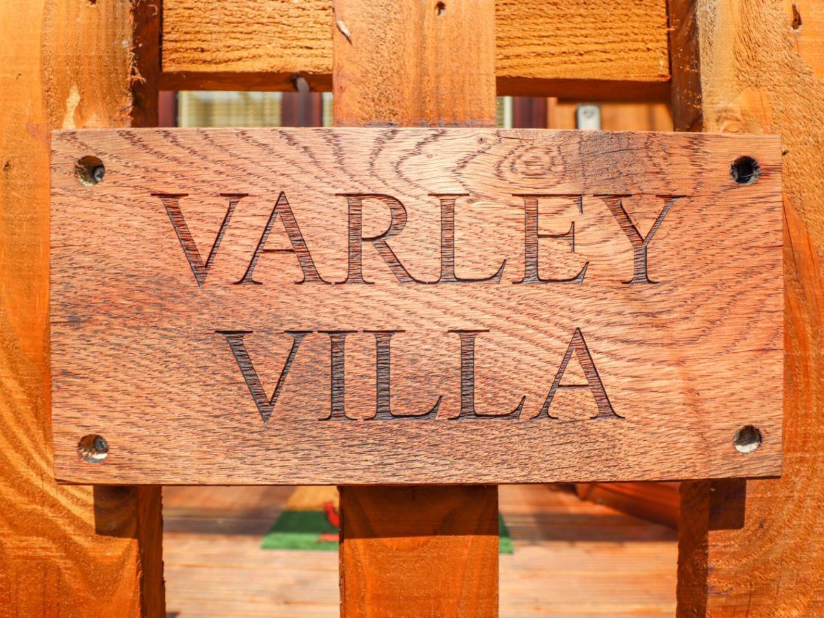 Varley Villa Newtown  Eksteriør bilde